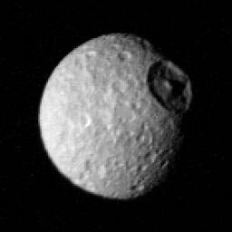 pia01968-Saturn's moo#6DD37